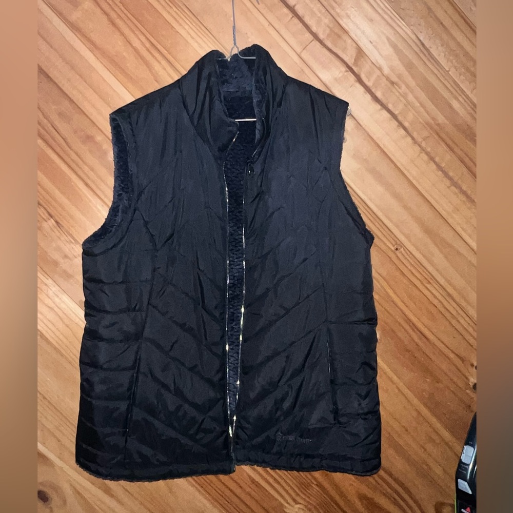 Women’s Reversible Vest